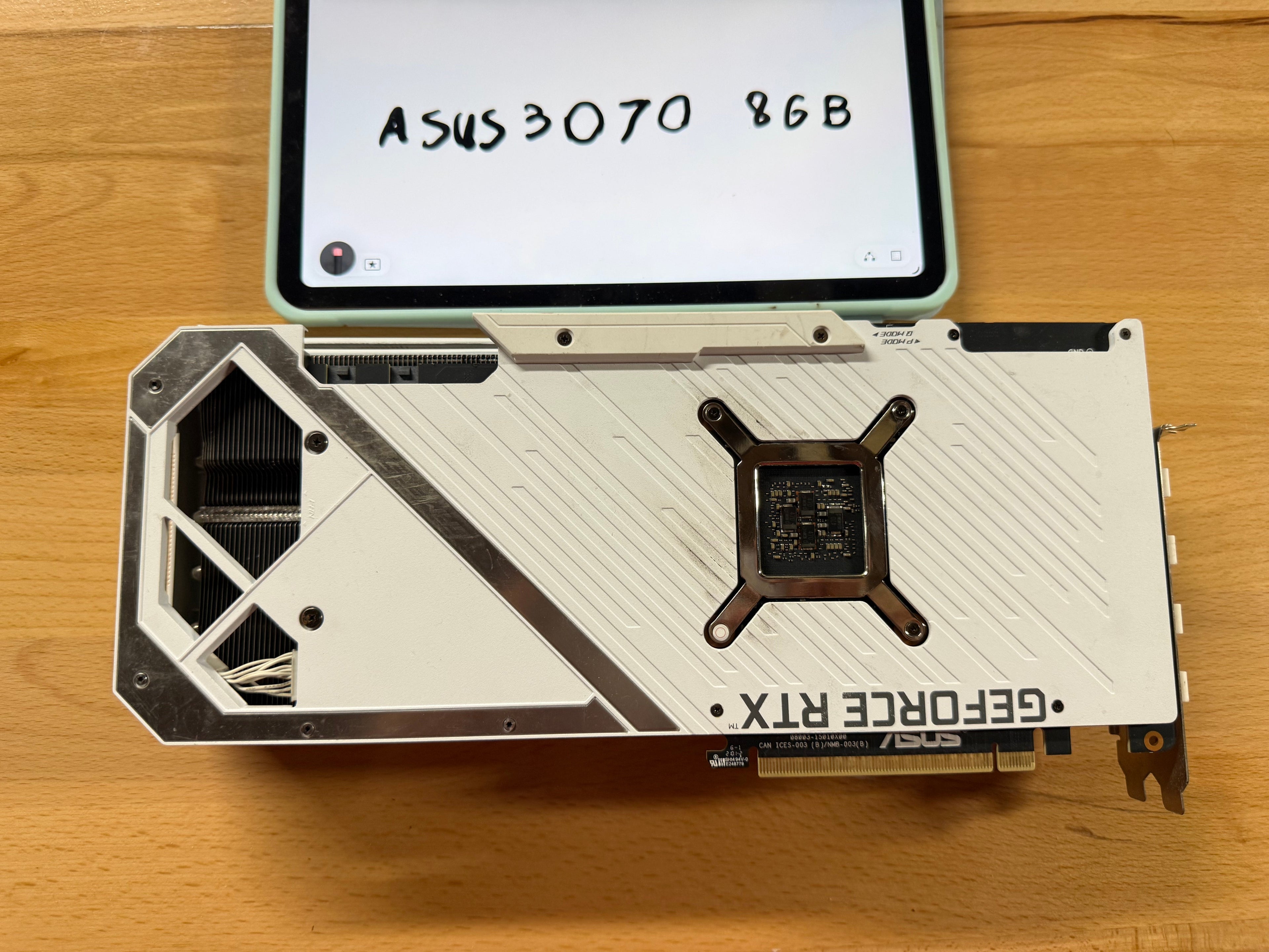 ASUS White Strix 3070 8GB