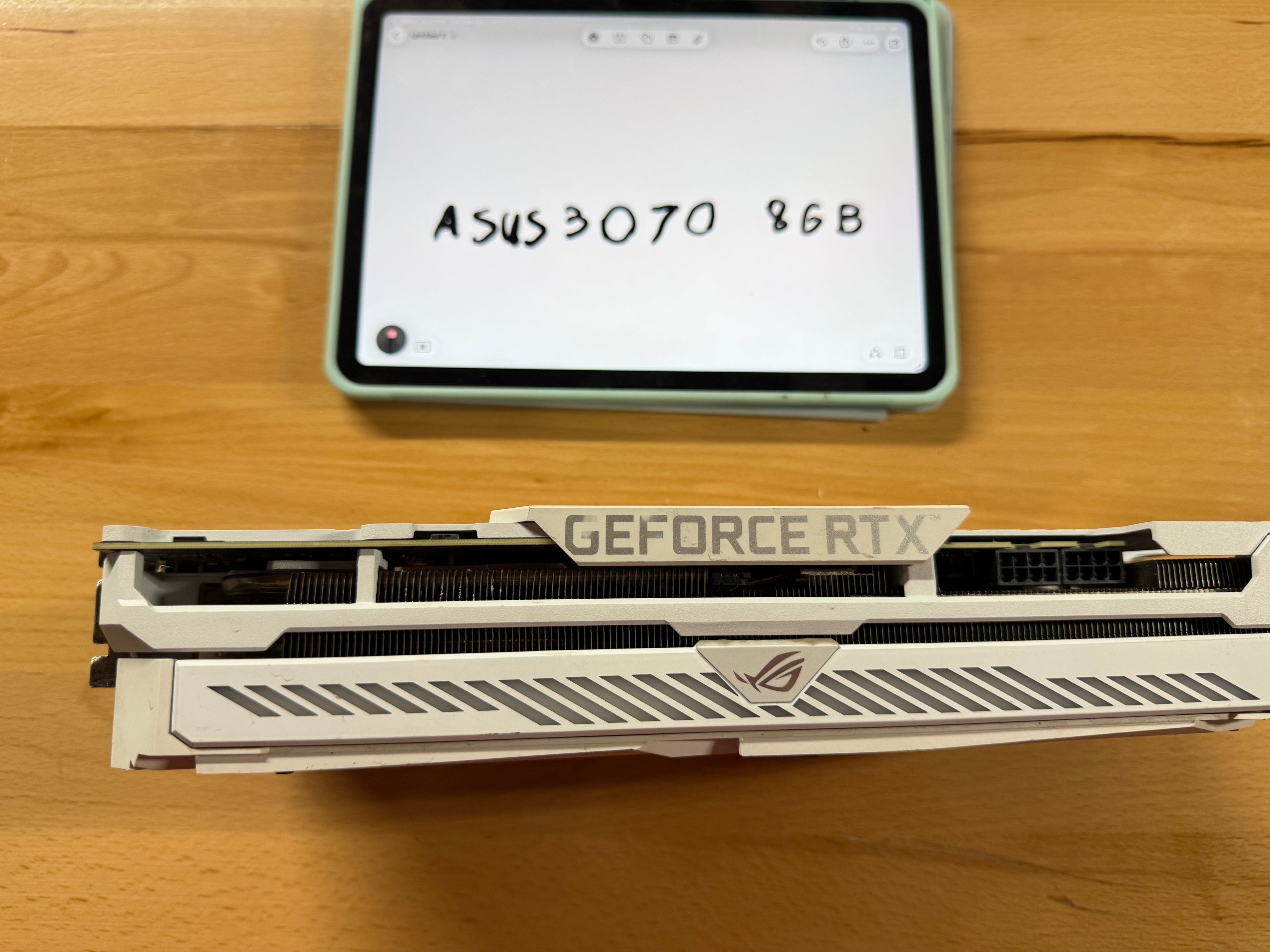 ASUS White Strix 3070 8GB